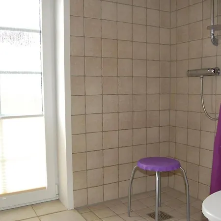 Semesterbostad Bunti *