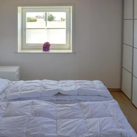 Semesterbostad Bunti *